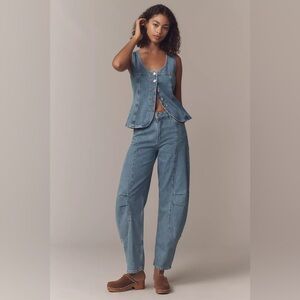 Brand new ALIGNE Courage Barrel Jeans in size W40/UK22/EU50/US18